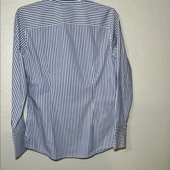 Banana Republic Blue and White Casual Button Down Shirt - Picture 6 of 9